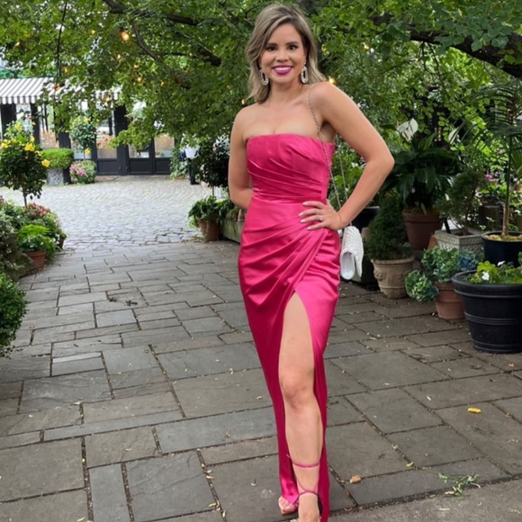 Sau Lee Priyanka dress in hot pink - Picture 2 of 4